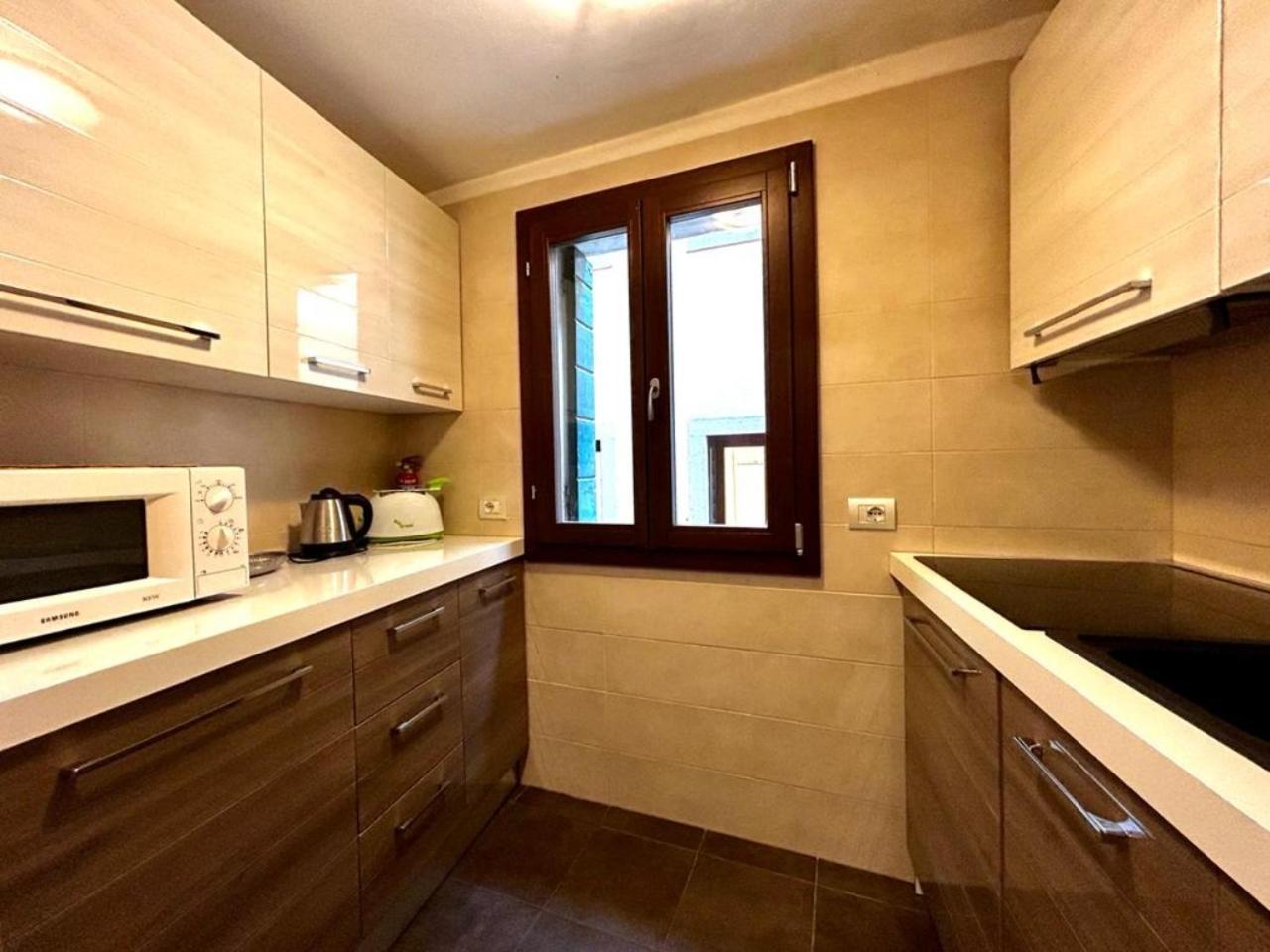 Grimaldi Apartments San Marco & Castello Venesia Bagian luar foto
